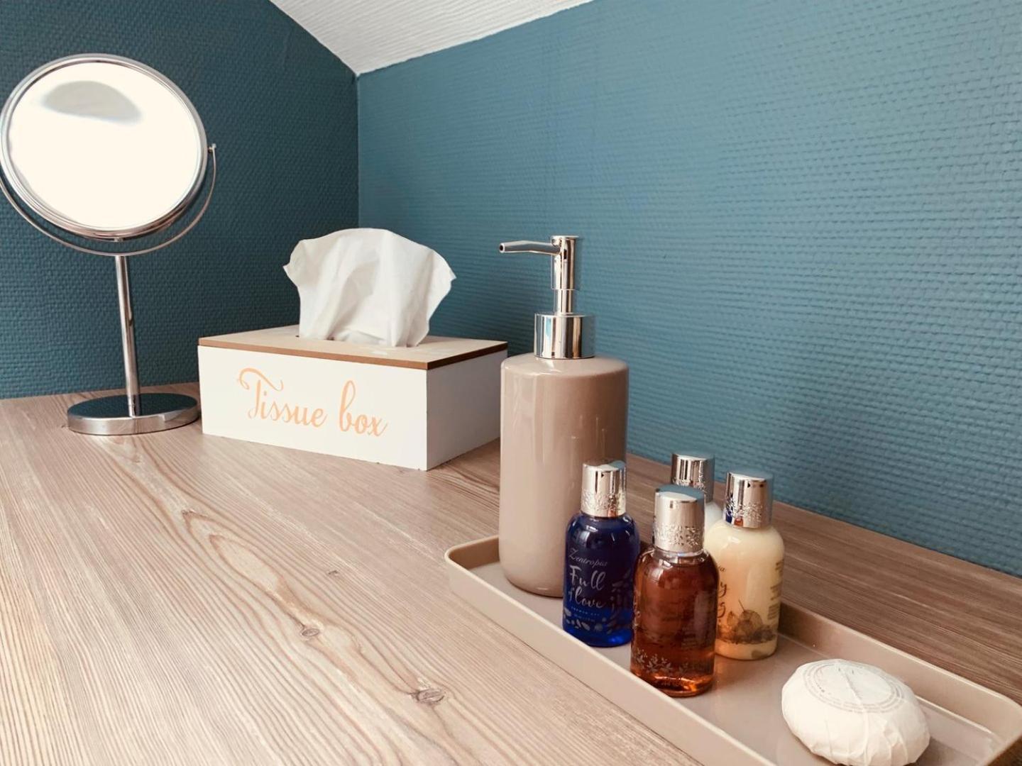 Appartement Au Style Scandinave - Pour Deux Personnes Proche De Chartres Luisant Екстериор снимка