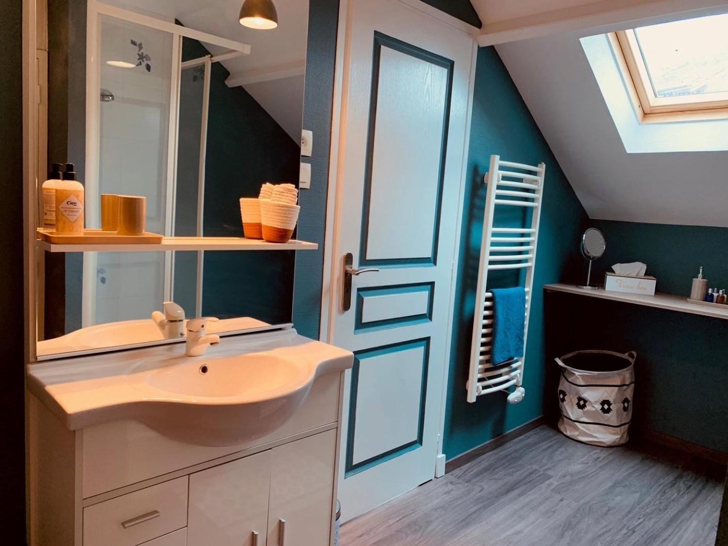 Appartement Au Style Scandinave - Pour Deux Personnes Proche De Chartres Luisant Екстериор снимка