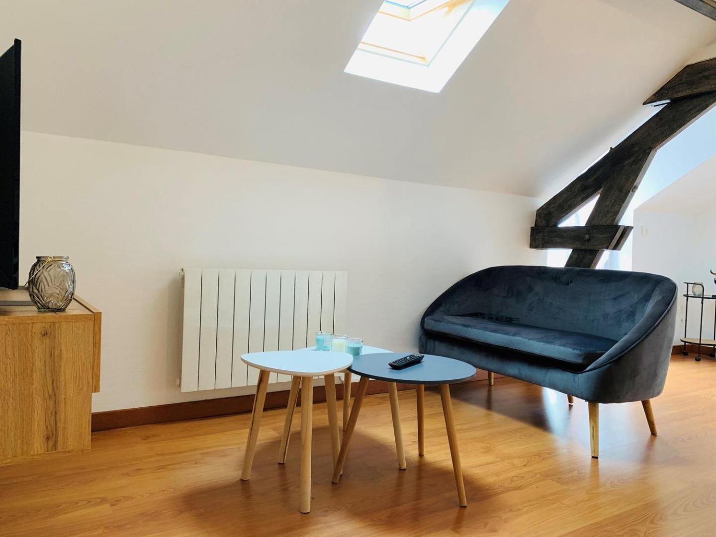 Appartement Au Style Scandinave - Pour Deux Personnes Proche De Chartres Luisant Екстериор снимка