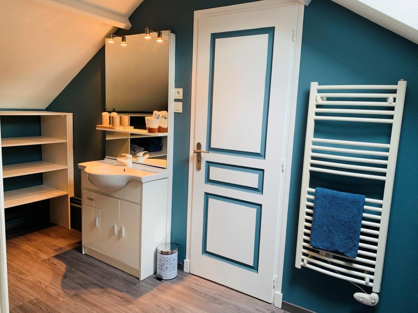 Appartement Au Style Scandinave - Pour Deux Personnes Proche De Chartres Luisant Екстериор снимка